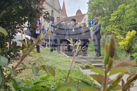 Германия - Елванген - Методиев ден - засаждане на дърво