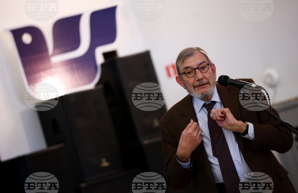 Фотографът Иво Хаджимишев ще изнесе лекция на тема „Пионерите на българската фотография“ в Софийската градска художествена галерия