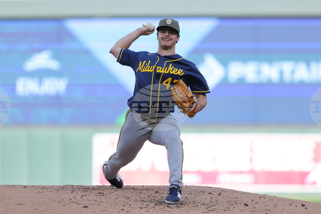 Brewers Twins Baseball