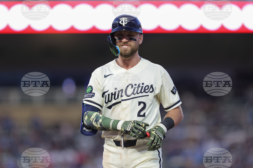 Brewers Twins Baseball