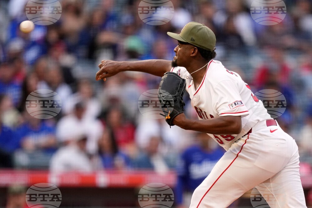 Dodgers Angels Baseball