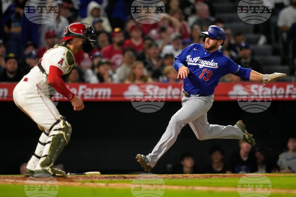 Dodgers Angels Baseball