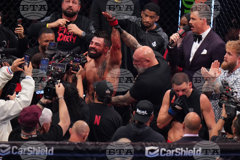 Diaz Perry Mixed Martial Arts