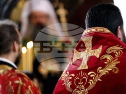 Патриарх Даниил - литургия - св. Николай Софийски