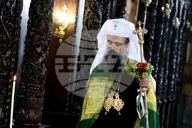 Патриарх Даниил - литургия - св. Николай Софийски