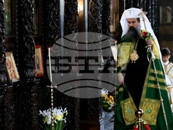 Патриарх Даниил - литургия - св. Николай Софийски