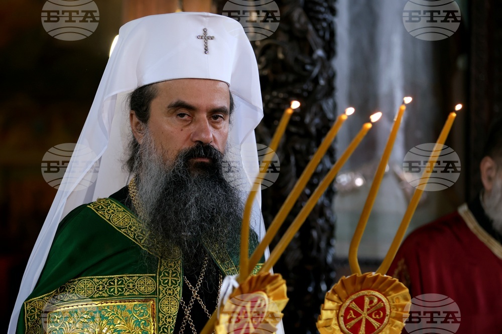 Патриарх Даниил - литургия - св. Николай Софийски