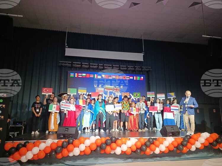School Students from Varna Compete in Infomatrix 2026 in Bucharest