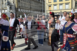 Германия - „Голямото българско хоро“ - фолклорна инициатива