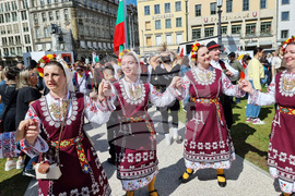 Германия - „Голямото българско хоро“ - фолклорна инициатива