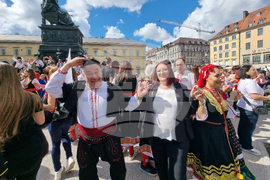 Германия - „Голямото българско хоро“ - фолклорна инициатива