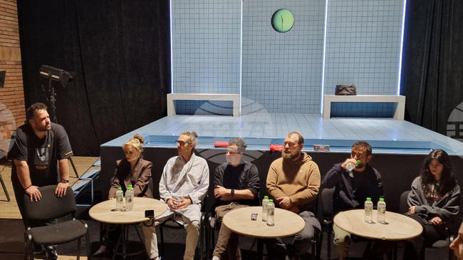 Премиерата на спектакъла „Червено Speedo" ще се състои в Драматично-кукления театър „Васил Друмев" на 20 май