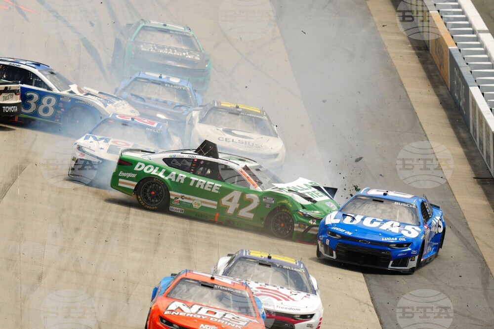 NASCAR Dover Auto Racing