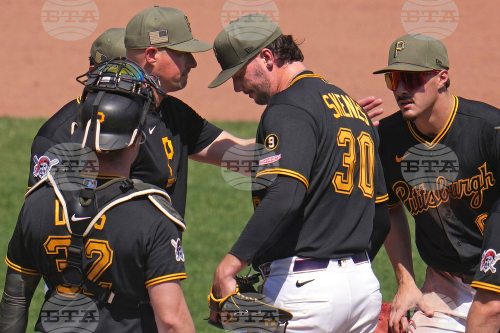 Phillies Pirates Baseball
