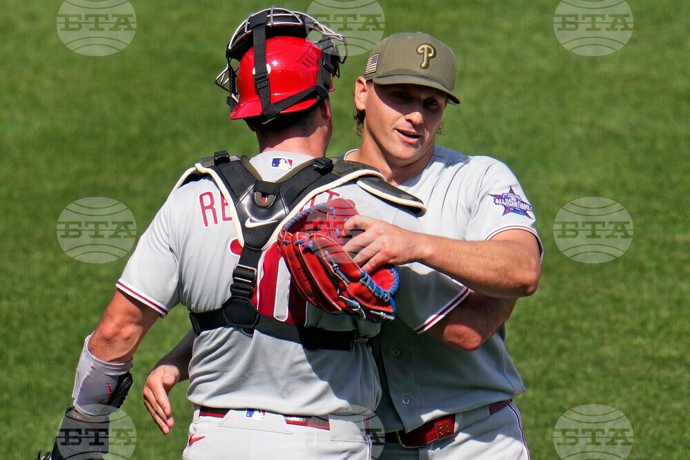 Phillies Pirates Baseball