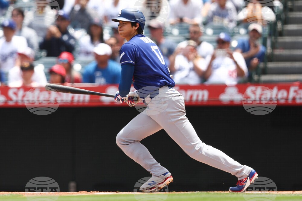 Dodgers Angels Baseball