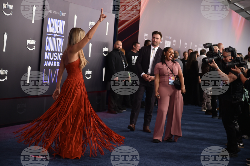 61st ACM Awards - Arrivals