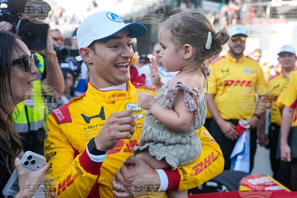 IndyCar Indy 500 Auto Raciing