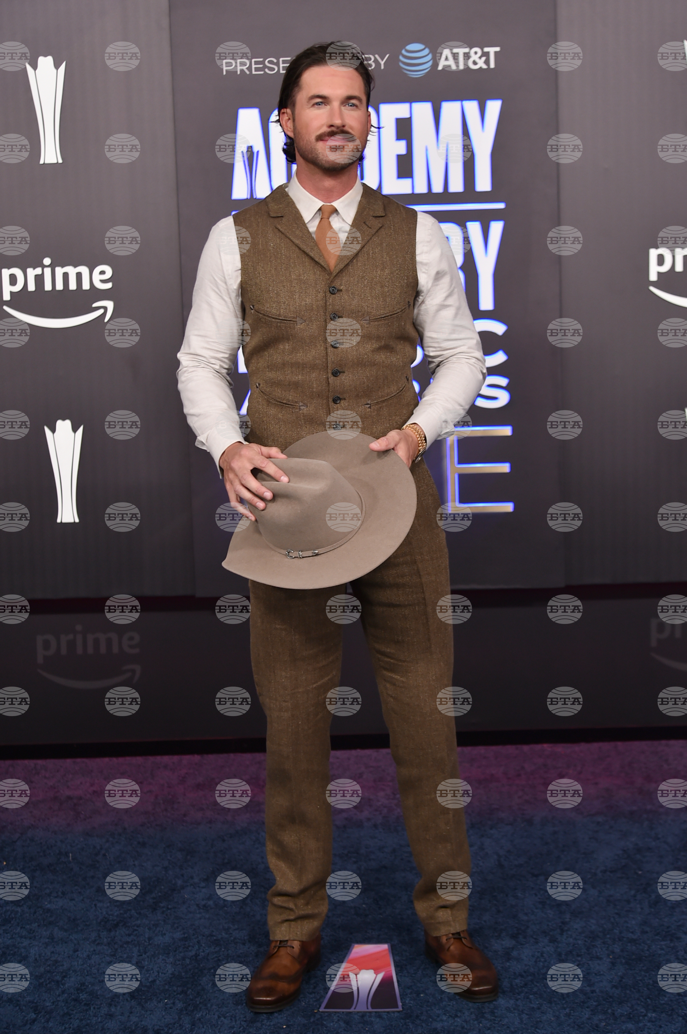 61st ACM Awards - Arrivals