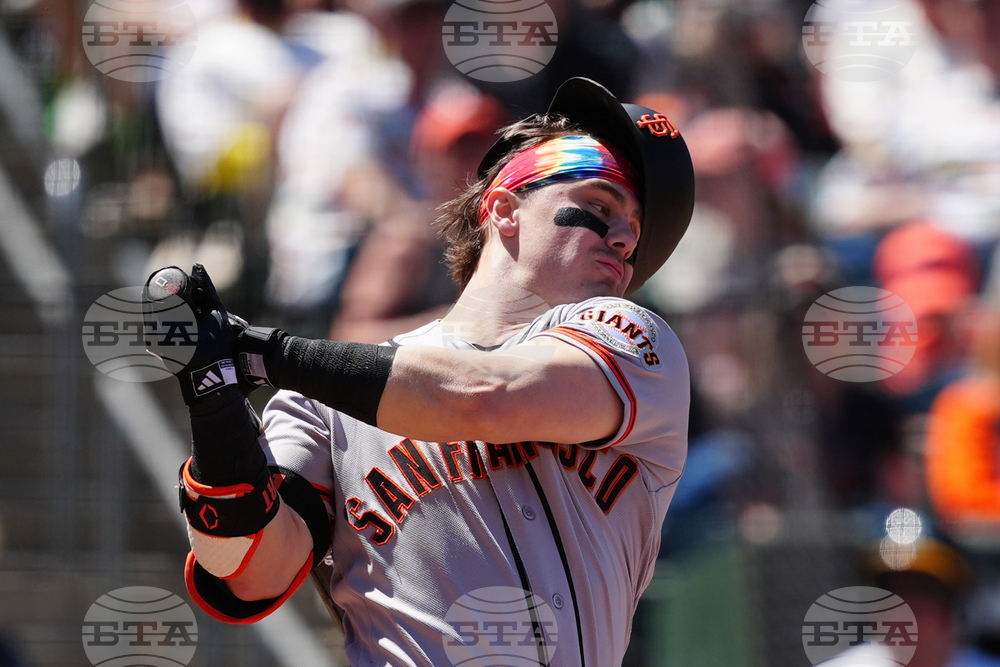 Giants Athletics Baseball