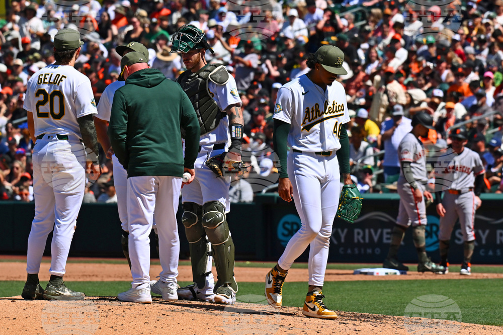 Giants Athletics Baseball