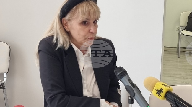 Към момента има само едно свободно приемно семейство в Пернишка област, каза началникът на отдел „Закрила на детето“ – Перник Румяна Герова