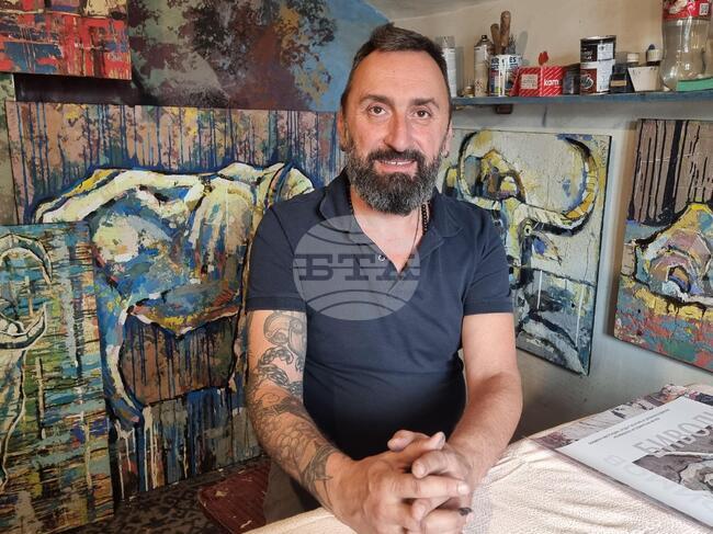 Artist Evgeni Serafimov Presents "Buffaloes" Multimedia Project in Kyustendil on May 23