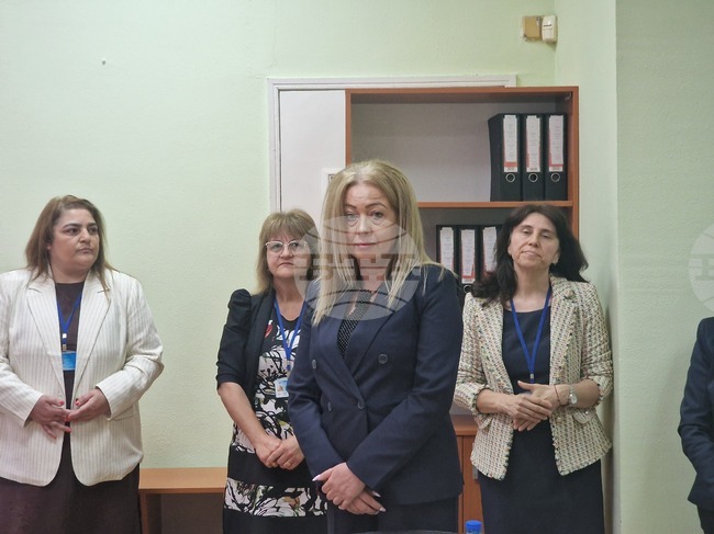 Представители на институции, ученици и граждани се запознаха с работата на РЗОК – Разград в Деня на отворените врати