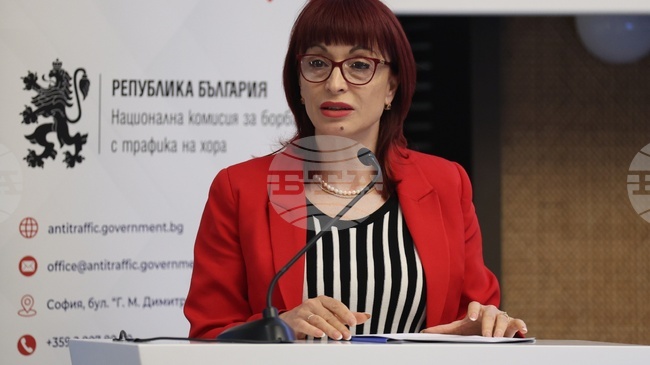 Трафикът на хора е сред най-динамично развиващите се форми на организирана престъпност, каза секретарят на Националната комисия за борба с трафика на хора