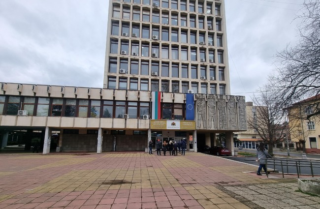 На територията на Кюстендилска област като пребиваващи са регистрирани 21 възрастни и 4 деца от Украйна