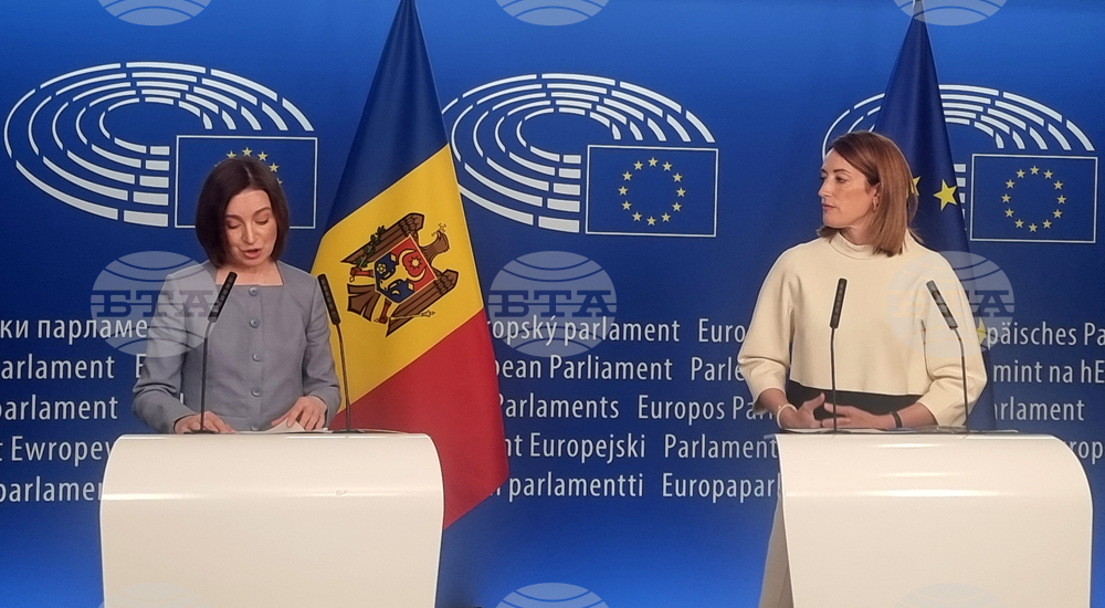 Франция - Страсбург - Роберта Мецола - пресконференция