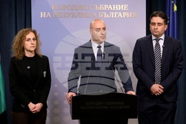 Народно събрание - Демократична България-  брифинг