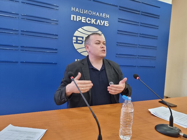 Пресконференция на шуменския общински съветник Петър Петров