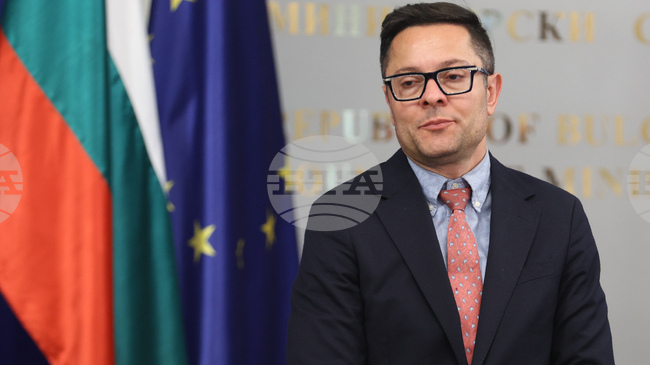 Обща цел е конкурентоспособна и привлекателна за инвестиции България, заяви вицепремиерът Пулев в приветствието си към участниците на Стратегическия финансов форум 