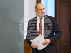 Министерски съвет  - Румен Радев  - представители на търговски вериги - среща