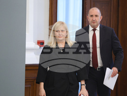 Министерски съвет  - Румен Радев  - представители на търговски вериги - среща