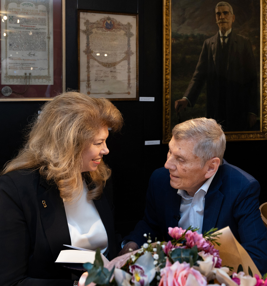 "Intellectuals' Voice Will Guide Us," President Iotova Says at Book Launch