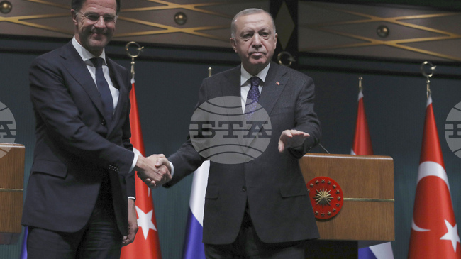 Генералният секретар на НАТО обсъди Иран и регионалната сигурност с Ердоган