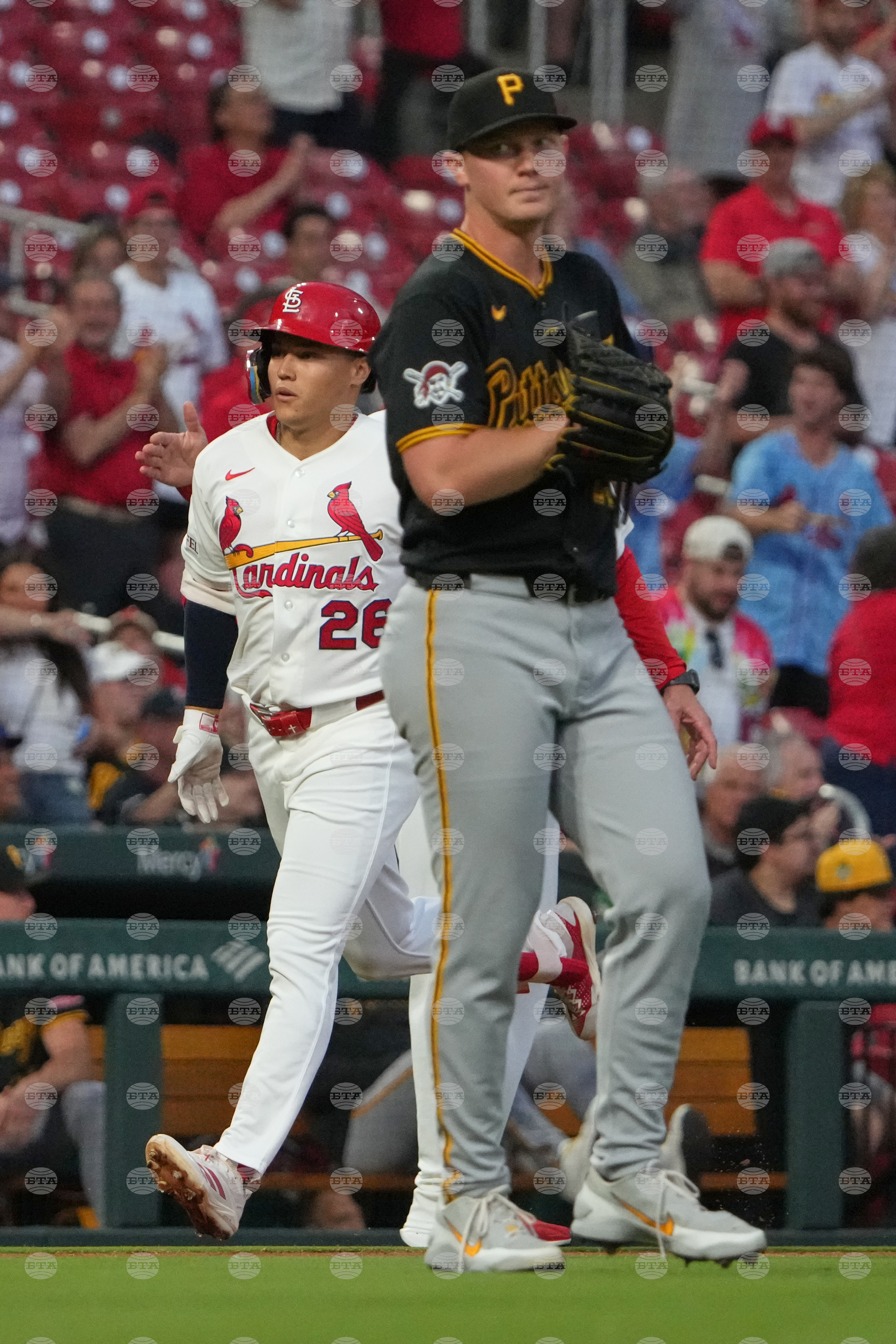 Pirates Cardinals Baseball