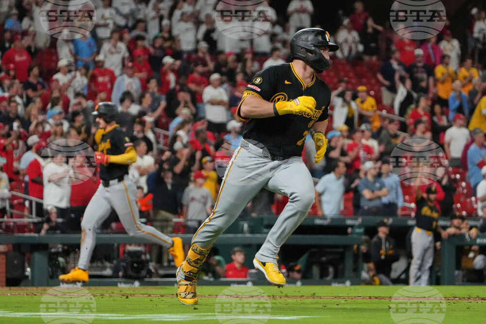 Pirates Cardinals Baseball