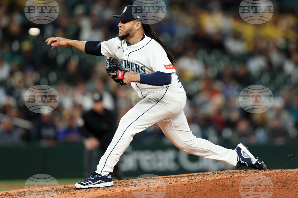 White Sox Mariners Baseball