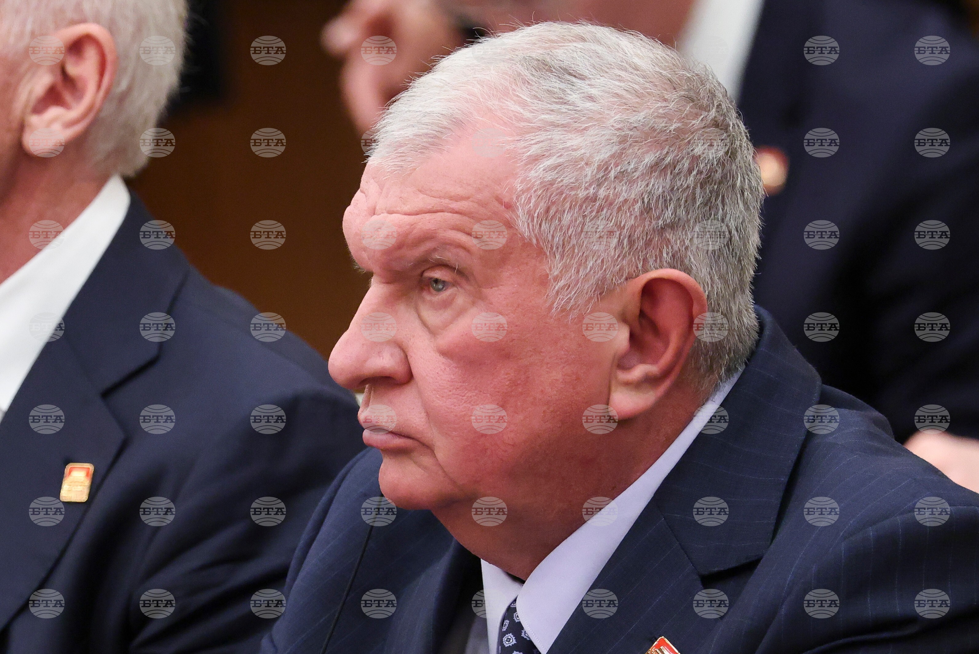 Според шефа на "Роснефт" затварянето на Ормузкия проток е опит да се промени регулирането на енергийния пазар в интерес на САЩ