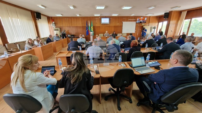 Шумен - Общински съвет - извънредно заседание