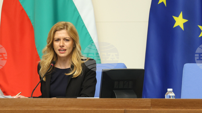 Председателят на парламента Михаела Доцова поздрави българските мюсюлмани за празника Курбан Байрам 