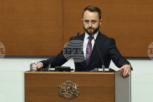 Нов депутат от „Прогресивна България“ положи клетва в началото на заседанието на парламента