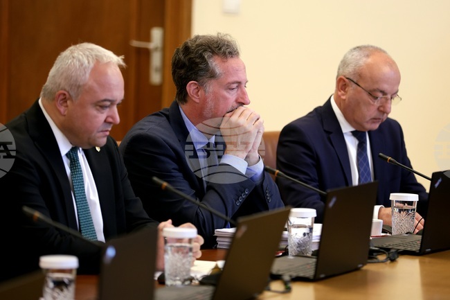 Правителството определи Иво Христов за председател на Централната комисия за борба с противообществените прояви на малолетни и непълнолетни