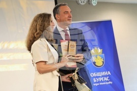 Бургас - учители - отличия