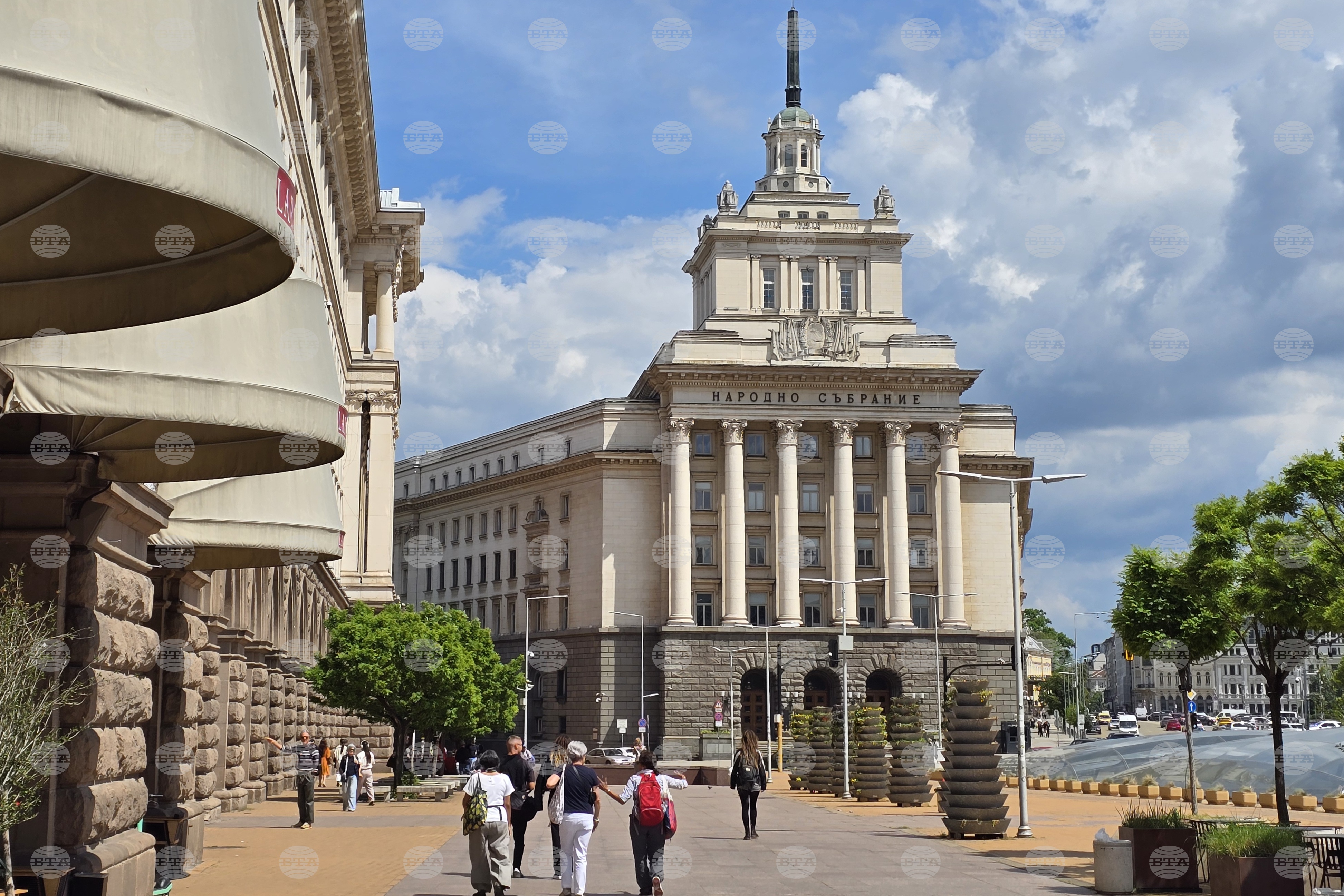 Парламентарната комисия по правата на човека, вероизповеданията и жалбите на гражданите прие на първо четене законопроекта за държавния бюджет за 2026 г.