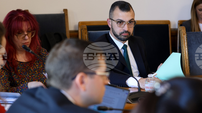 Временните комисии да се избират по предложение на една пета от народните представители, прие временната комисия за правилника на парламента