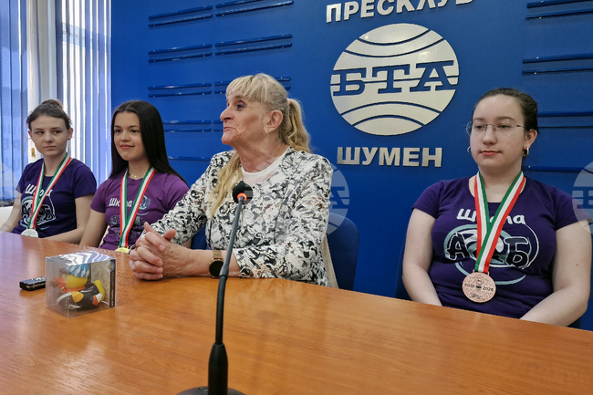 Национален пресклуб на БТА Шумен - пресконференция - школа „АиБ“